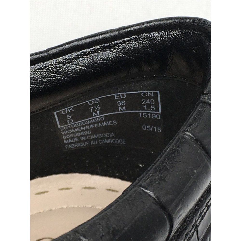 CLARKS Mock Croc Slip On Leather Loafers Womens Black Worn Once US 7.5 EU38 - Picture 9 of 9